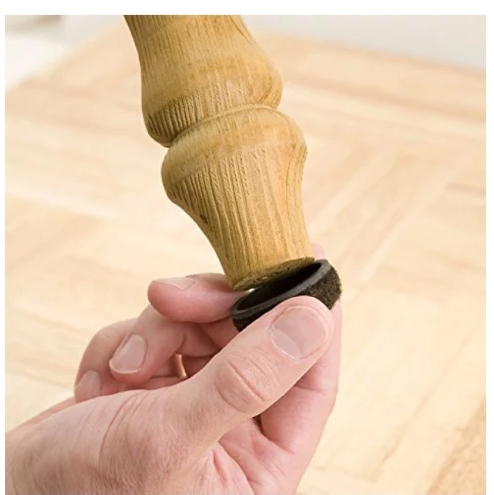 WAXMAN  Felt Bottom Round Furniture Sliders 4 Set